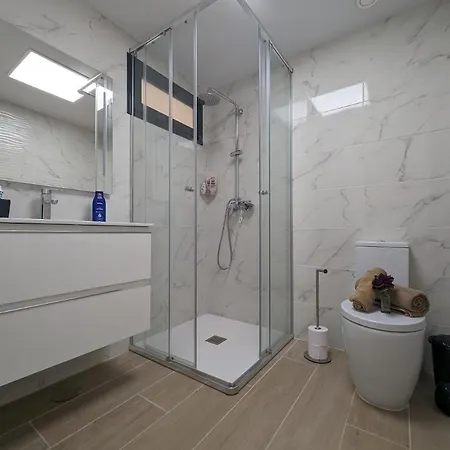 Modern Penthouse Apart With Com Pool Vm34 Διαμέρισμα *