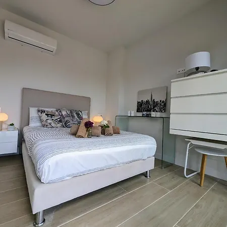 Modern Penthouse Apart With Com Pool Vm34 Διαμέρισμα *